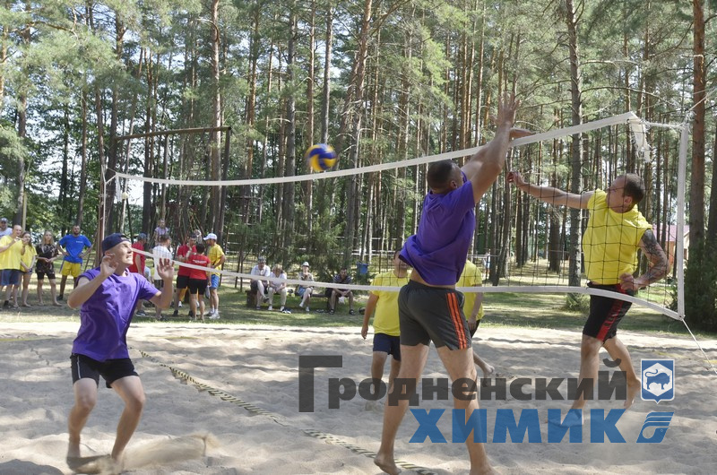 547688989880 (1).jpg